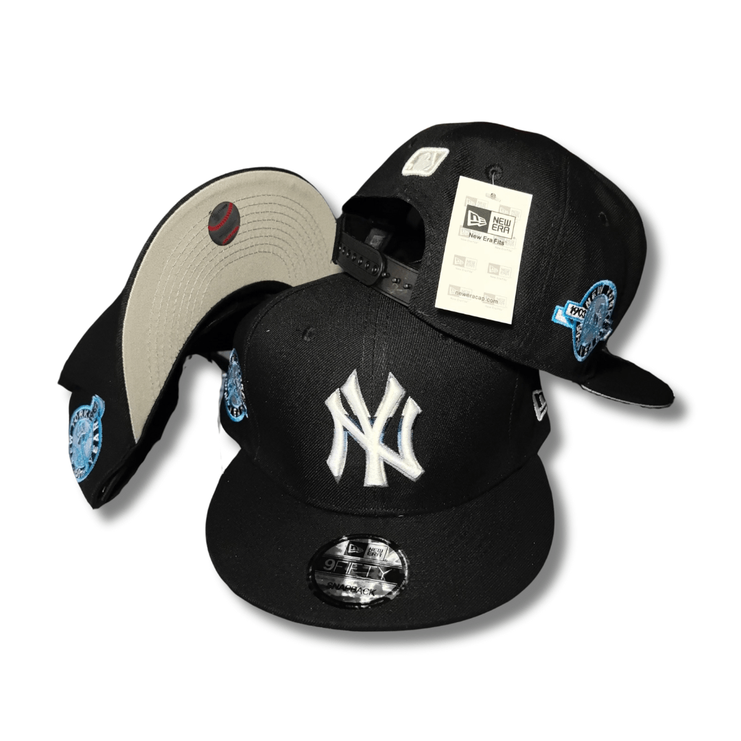New York Yankees 9FIFTY with Blue Side Patches Black and Gray – Snapback Cap